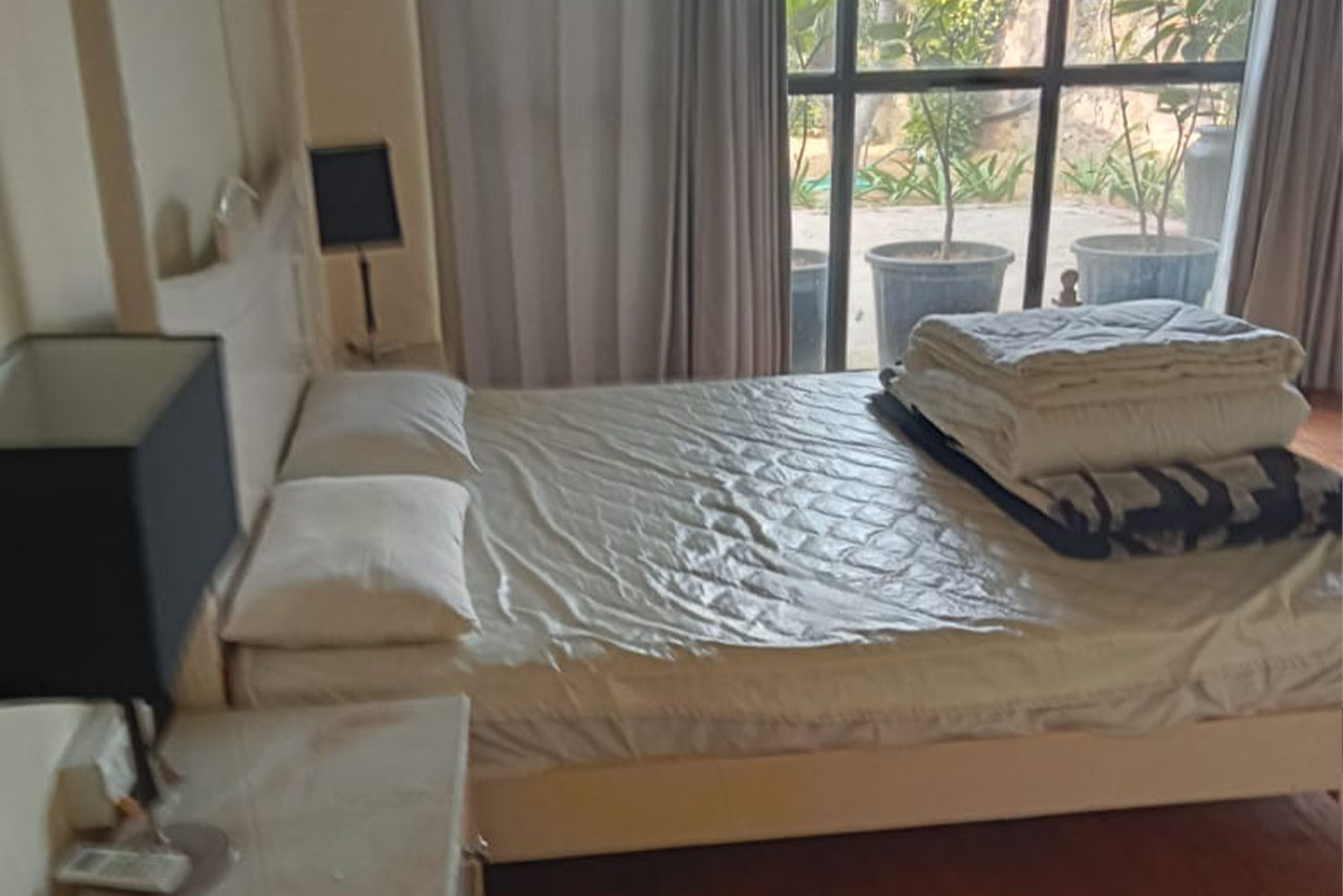 Room 4